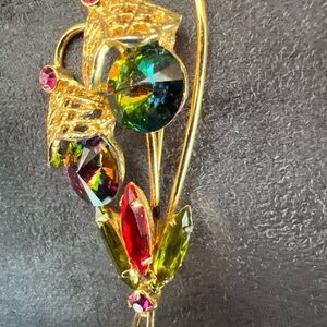 Elegant Multicolor Crystal Brooch